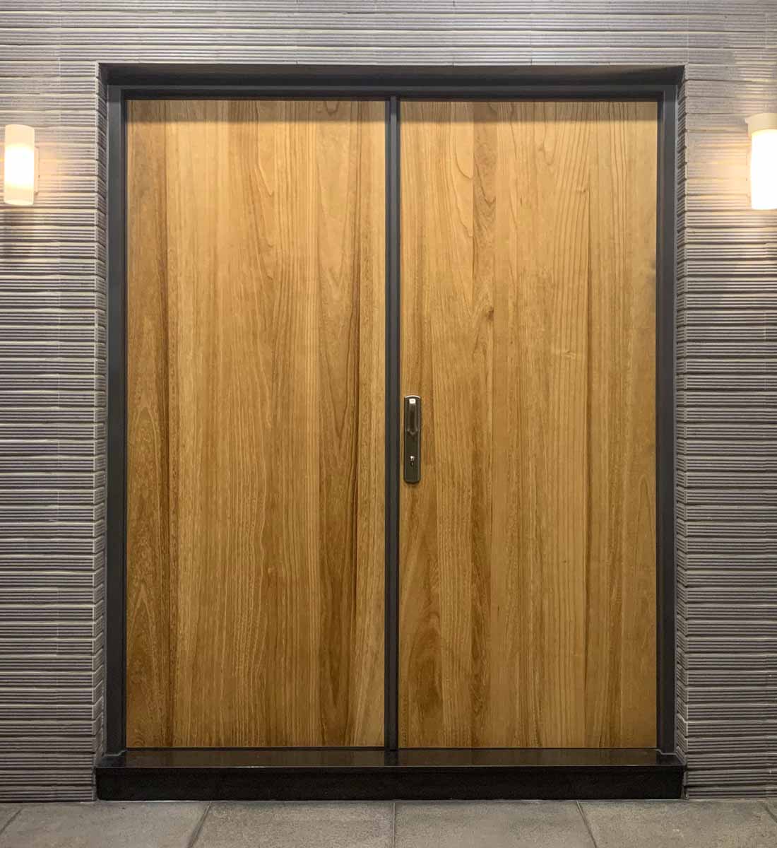 木紋鋼板玄關雙開大門